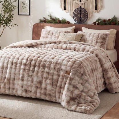 Deluxe Rabbit Fur Comforter Set