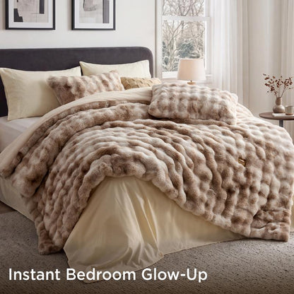 Deluxe Rabbit Fur Comforter Set